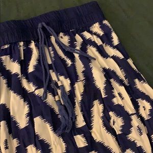 Eccentric maxi skirt 🤪